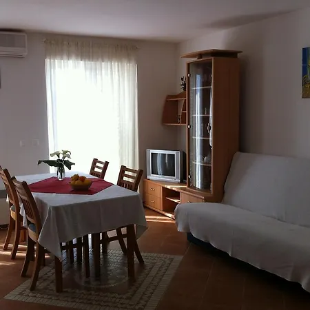 Mimoza Apartmán *