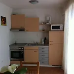 Mimoza Apartamento *